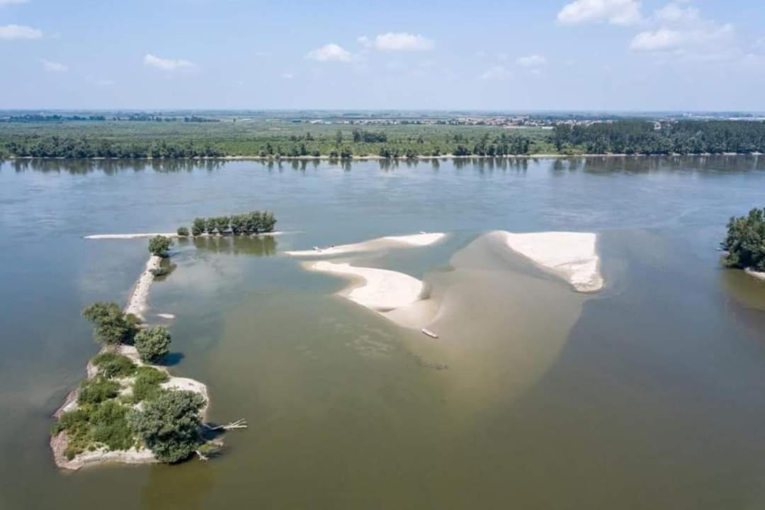 Captain'S House By The Danube River Cerevic Екстериор снимка